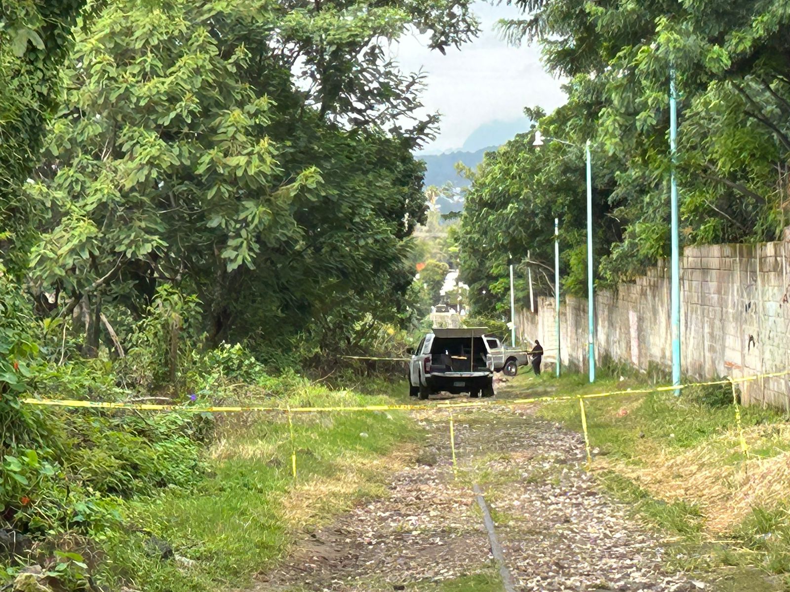 Dejan hombre muerto en Chamilpa con signos de tortura